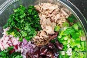 Dijon hardallı ton balıklı salata tarifi