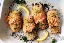 Fırında domates soslu kıtır somon tarifi