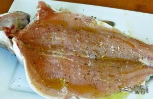 Izgarada biberiyeli kılçıksız alabalık tarifi