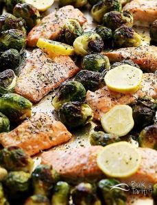 Fırında Brüksel Lahanalı Somon Fileto Tarifi