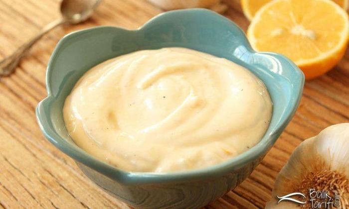 Sarımsaklı Aioli – Enfes Bir Kalamar Sosu