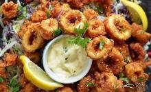 Kalamar tava ve sarımsaklı aioli sos tarifi