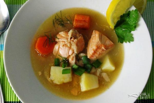 sifali-somon-baligi-corbasi-tarifi Şifalı Somon Balığı Çorbası Tarifi