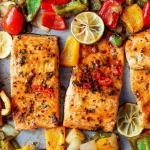 Fırında baharatlı biberli somon fileto tarifi