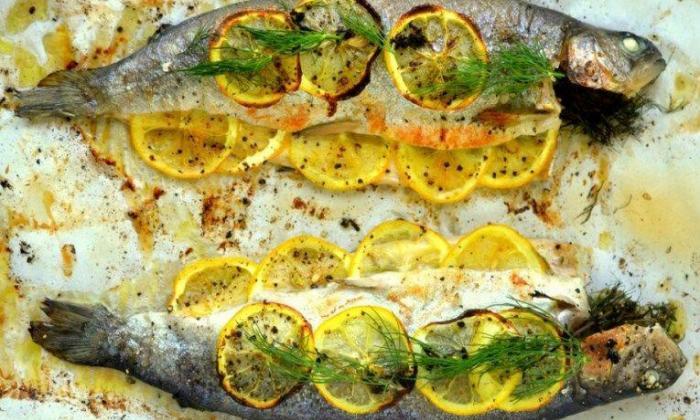 Fırında Limonlu Baharatlı Alabalık Tarifi