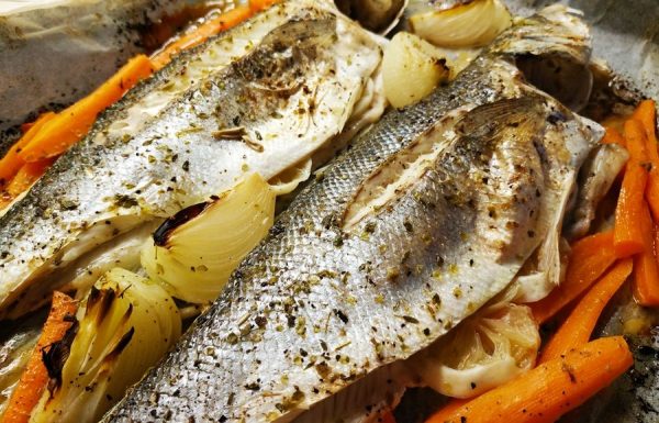 firinda-levrek-baligi-tarifi-pratik-lezzetli-baliktarifi.com-1 Fırında levrek tarifi: pratik ve lezzetli tarif arayanlar için